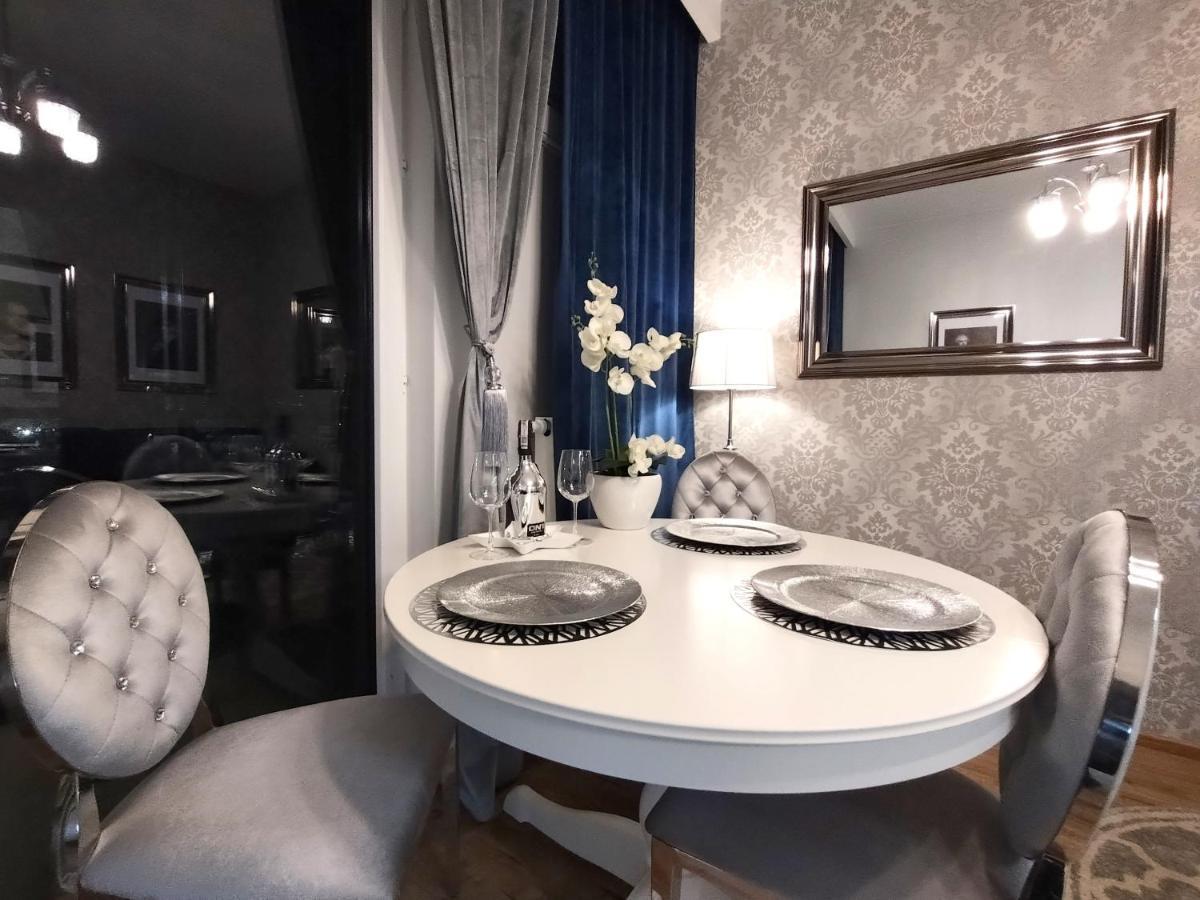 Prymasa Tysiaclecia 83A City Center Viev Sperate Bedroom By Perfect Apart 530 Warsaw Exterior photo